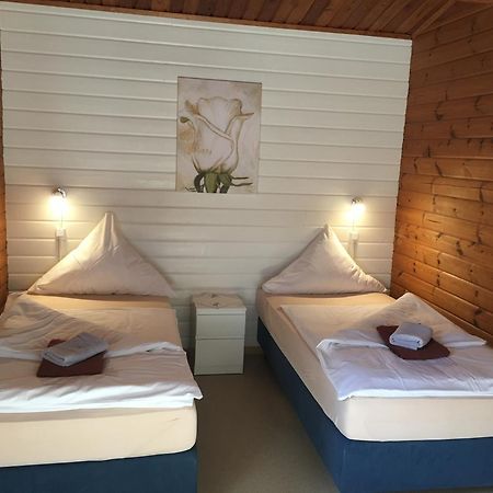 Abb Sportcenter Gaensefurth, Doppelzimmer Ohne Kueche, Standard Doppelzimmer Mit Kueche Hecklingen  Εξωτερικό φωτογραφία